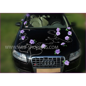 Koristeruusu Hääauton koristelu lila ruusuja