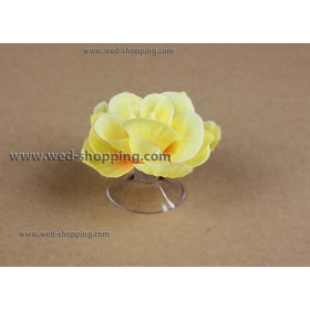 Keltainen ruusu imukupit häät auton sisustus