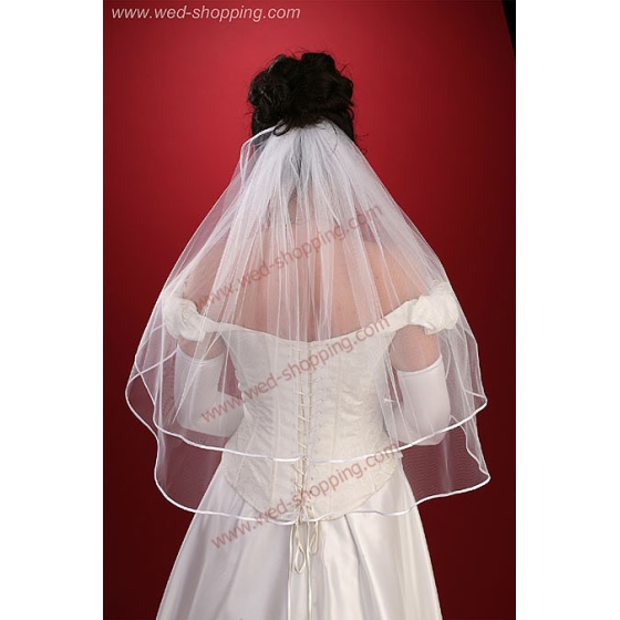 Morsius Huntu satiininauhalla  Pituus 70 cm