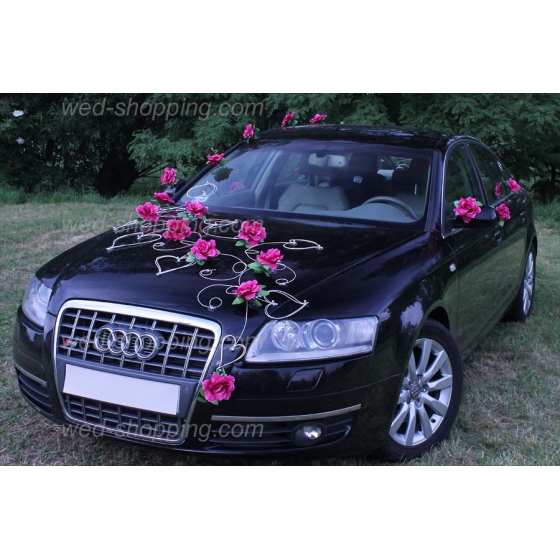 Hääauton koristelu Bourgogne ruusut