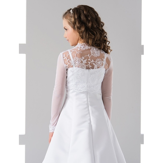 Bolero pitsi ja tylli Ensimmäinen ehtoollinen