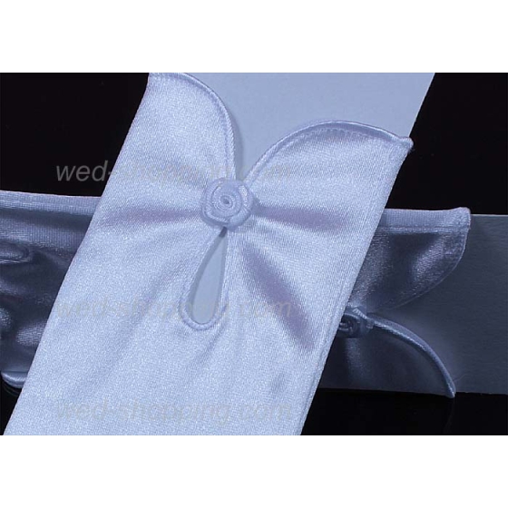 Morsiushanskat  sormilla