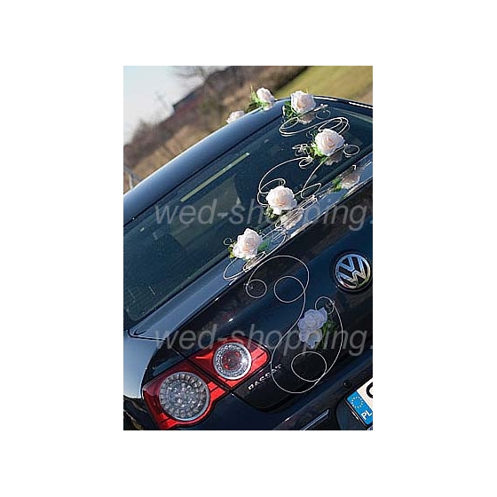 Kunniamerkki hääauto valkoinen kukat