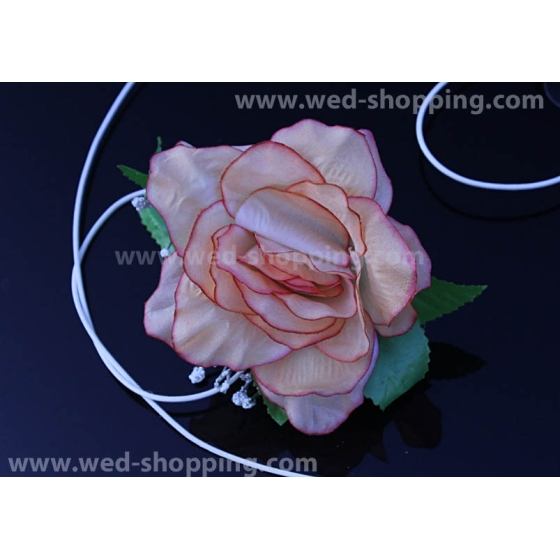 Kunniamerkki hääauto Salmon ruusut