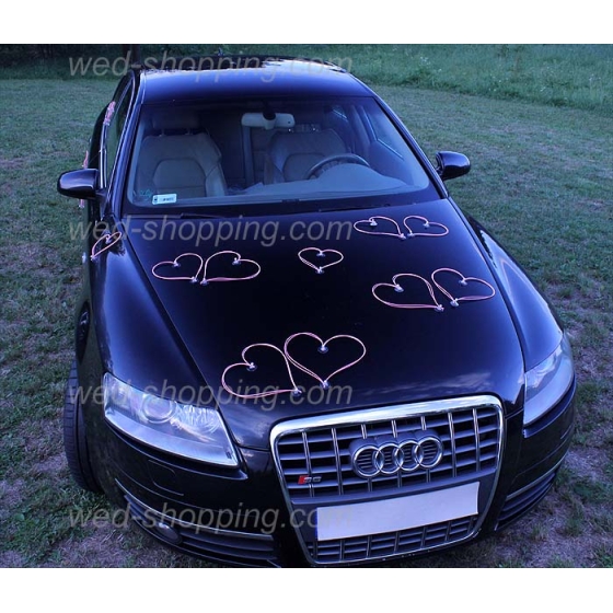 Vaaleanpunainen sydän häät auto