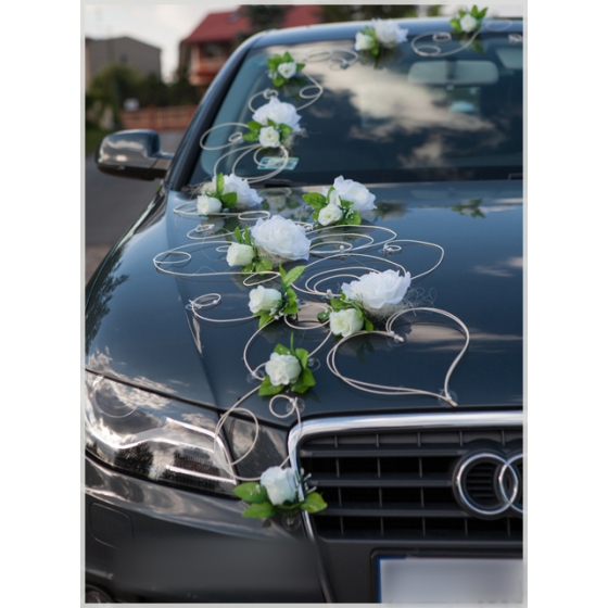 Hääauton koristelu norsunluu ruusuja Stockholm