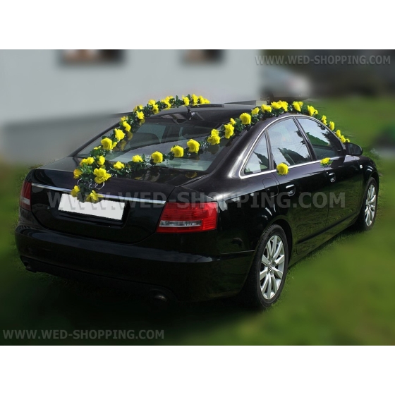 Häät auto seppele keltaisia ruusuja