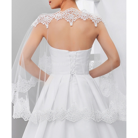 Morsius tylli viitta pitsi