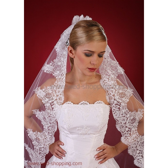 Morsius Pitkä Huntu Pitsireunalla