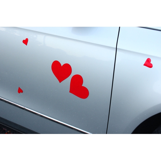 Magnet sydämet häät auton