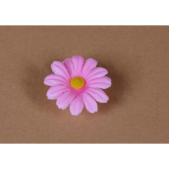 Pinkki päivänkakkaran imukupit häät auton sisustus