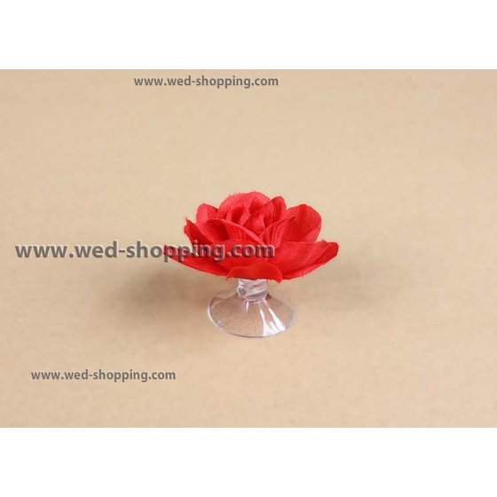 Punaisia ​​ruusuja imukupit häät auton sisustus