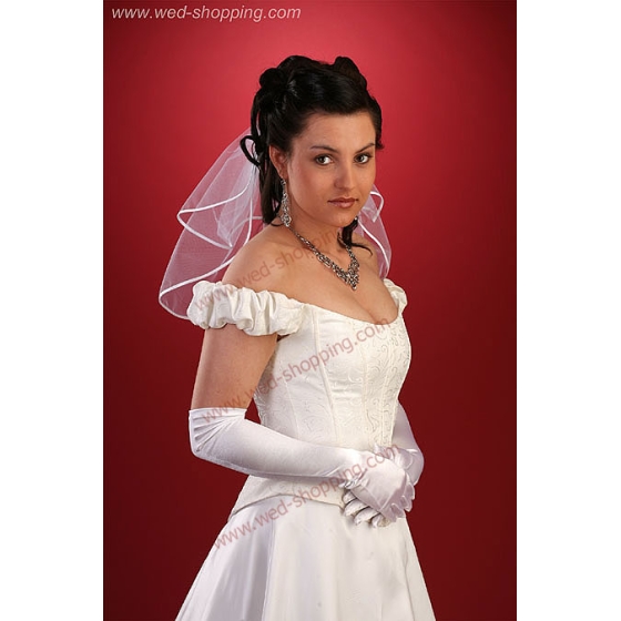 Lyhyt huntu - Satiinikanttaus