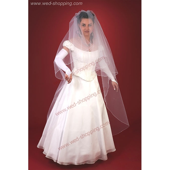 Swarovskin kristallein somistettu pitkä huntu