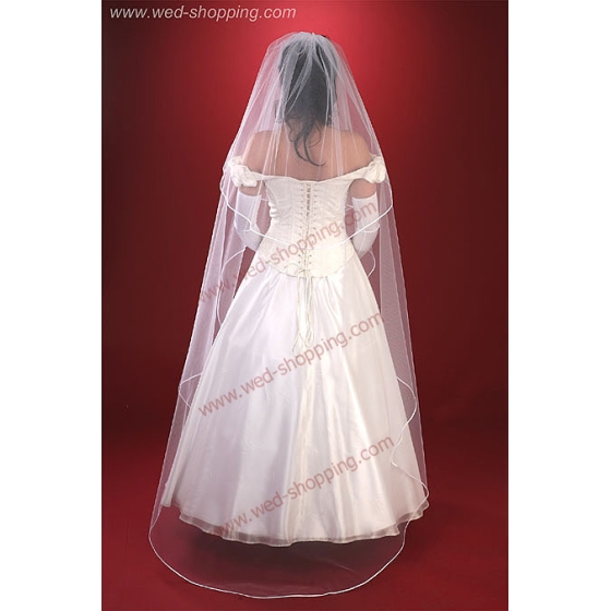 Pitkä huntu 200 cm Satiinikanttaus