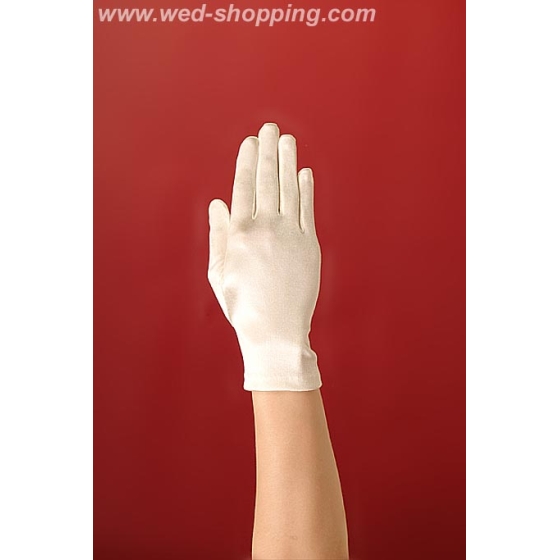 Morsiushanskat  sormilla