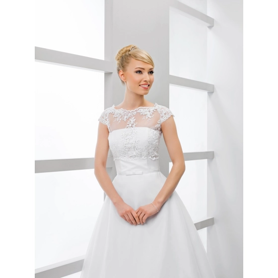 Boléro mariage en dentelle perles et paillettes manches cortes