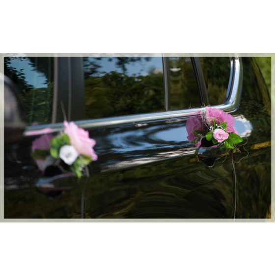 Décoration Voiture pour Mariage Roses rose et Blanches Kira