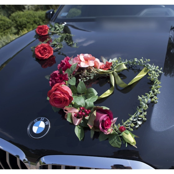 Grand cœur floral Zara pour voiture de mariage